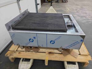 6218 Vulcan VACB25 radiant charbroiler (9)