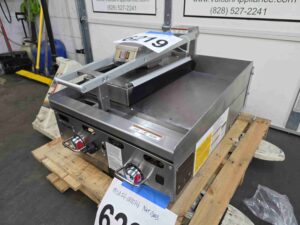 6219 Vulcan MSA24 thermostat griddle with clamshell (5)