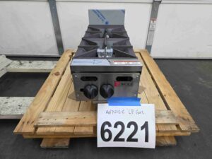 6221 Wolf AHP212-2 2-burner gas hot plate (4)