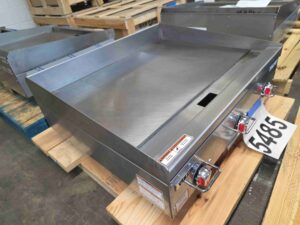 5485 Vulcan HEG36E-208 electric griddle (4)