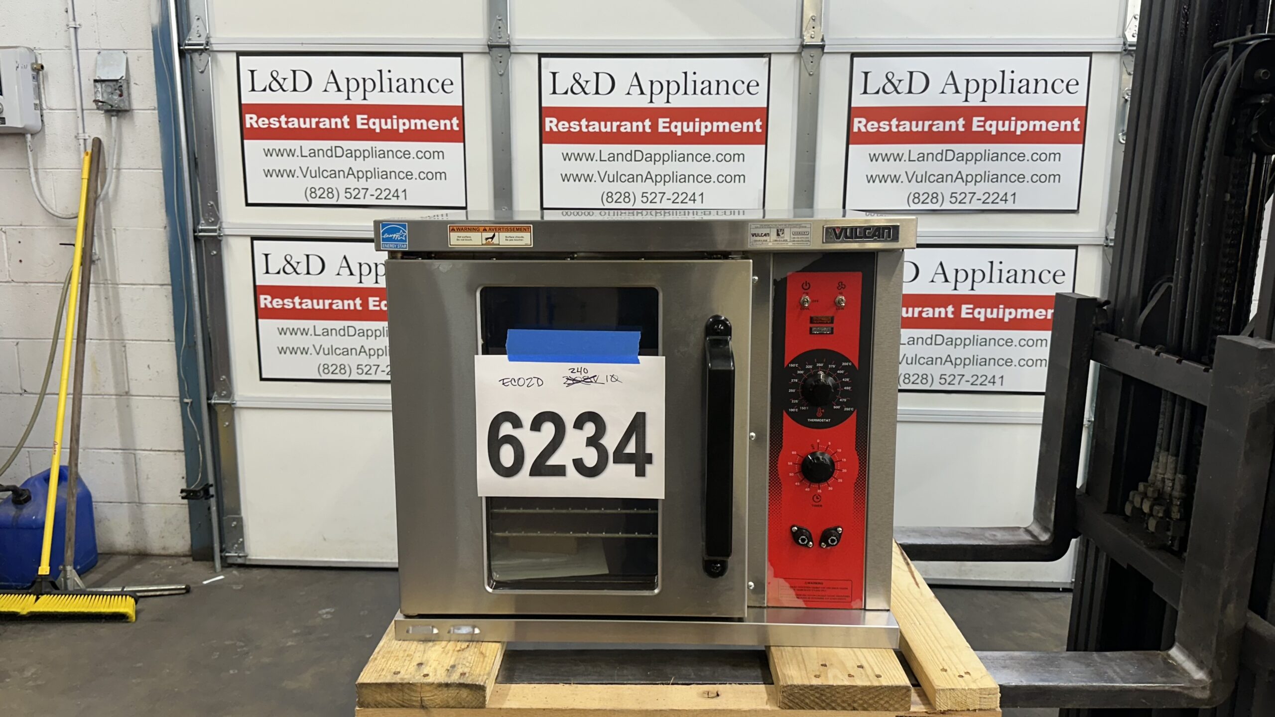 6234 Vulcan ECO2D half size electric convection oven (8)