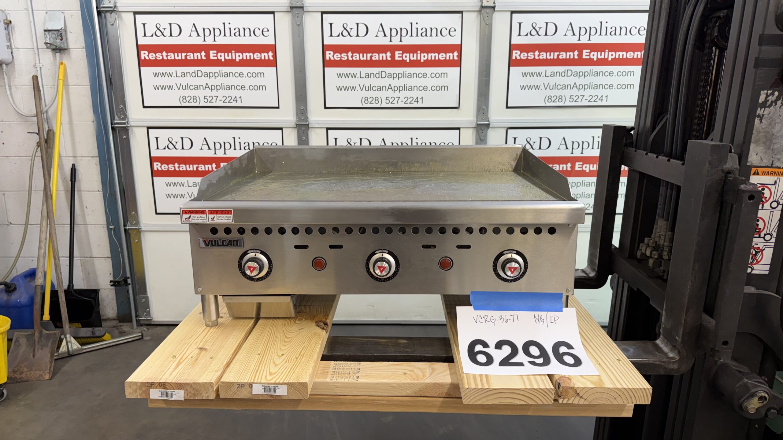 6296 Vulcan VCRG36-T1 thermostat griddle (4)