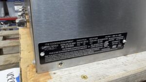 6383 Vulcan VCRB25-1 gas charbroiler (1)