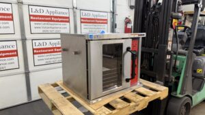 6409 Vulcan EC02D half size electric convection oven (4)