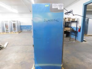 5873 Traulsen AHT132NPUT-FHS Cooler (5)