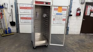 6427 Vulcan VHFA18 glass door warming cabinet (1)