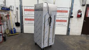 6427 Vulcan VHFA18 glass door warming cabinet (2)