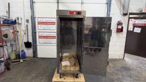 6434 Vulcan VHP18 warming cabinet (3)
