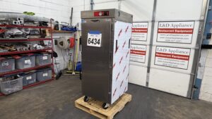 6434 Vulcan VHP18 warming cabinet (4)