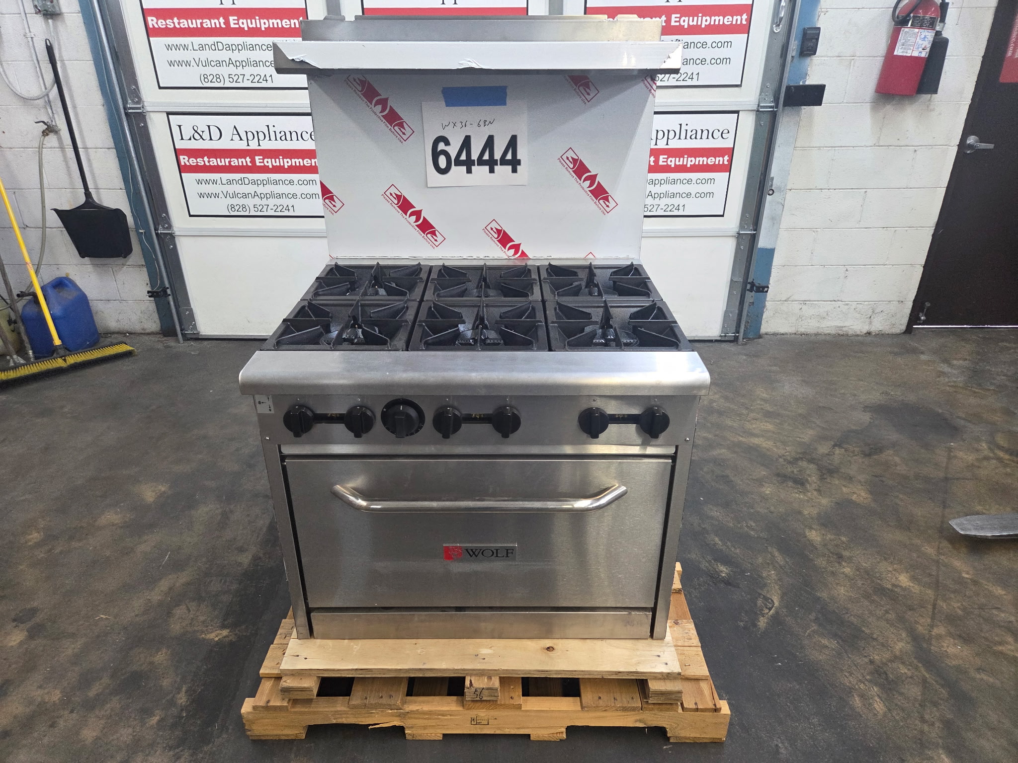 6444 Wolf WX36-6BN gas range (5)