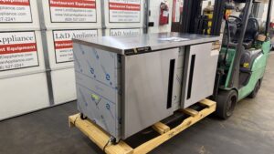 6461 Centerline Traulsen CLUC-60R-SD-LR under counter refrigerator (8)