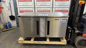 6462 Traulsen CLUC-60F-SD-LR under counter refrigerator (1)