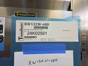 6479 Traulsen RW132W heated cabinet (12)