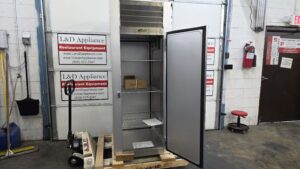 6480 Traulsen G14315P heated cabinet (1)
