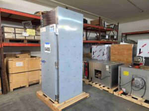 6488 Traulsen RRI132LUT-FHS roll in cooler (9)