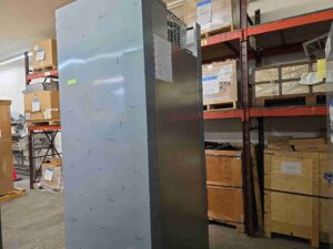 6492 Traulsen RRI132HUT-FHS Roll Through Cooler (10)