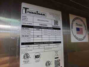 6492 Traulsen RRI132HUT-FHS Roll Through Cooler (16)