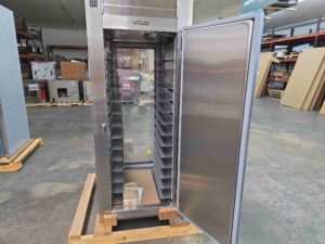 6497 Traulsen pas through refrigerator cooler RHT132WPUT FHG 12 6497 Traulsen RHT132WPUT-FHG Refrigerator 6497 Traulsen pass through refrigerator cooler RHT132WPUT-FHG (12)
