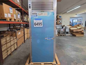 9495 Traulsen RRI132HUT FHS roll in cooler 9 6495 Traulsen RRI132HUT-FHS Refrigerator 9495 Traulsen RRI132HUT-FHS roll in cooler (9)