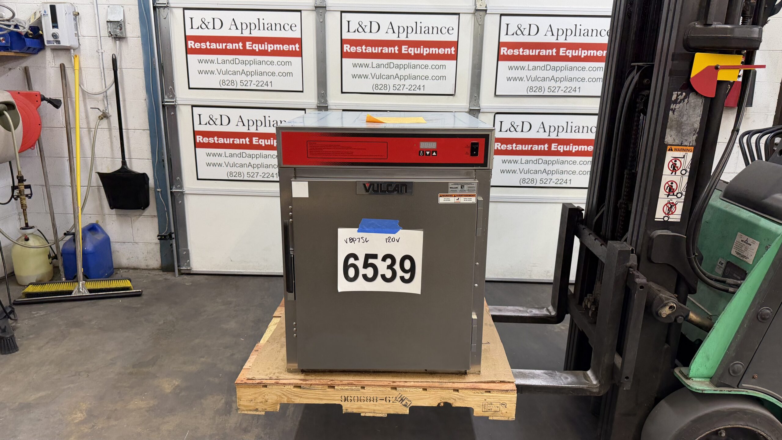 6539 Vulcan VBP7SL half size warming cabinet 7 scaled 6539 Vulcan VBP7SL Warmer 6539 Vulcan VBP7SL half size warming cabinet (7)