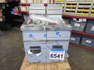 6541 Vulcan 2GR45MF-1 gas fryer with filter (2)