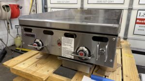 6583 Vulcan MSA24 Chrome thermostat griddle 4 6583 Vulcan MSA24-Chrome Griddle 6583 Vulcan MSA24-Chrome thermostat griddle (4)
