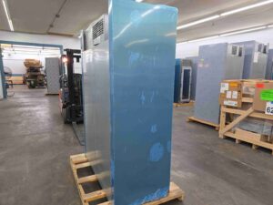 6600 ALT226WUT FHS Traulsen 2 Door Freezer 1 6600 Traulsen ALT226WUT-FHS Freezer 6600 - ALT226WUT-FHS Traulsen 2 Door Freezer (1)