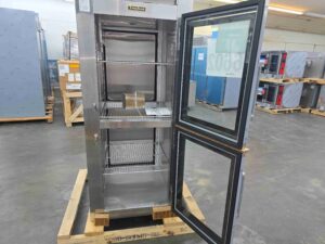 6602 Traulsen AHF132WP-HHG warming cabinet (4)