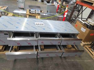 6629 Vulcan VE096HT refrigerated chef base stand 7 6629 Vulcan VE096HT 96 Chef Base 6629 Vulcan VE096HT refrigerated chef base stand (7)