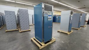 6640 Traulsen Freezer RLT132WUT FHS 5 6640 Traulsen Freezer RLT132WUT-FHS 6640 - Traulsen Freezer RLT132WUT-FHS (5)