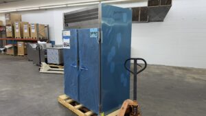 6644 Traulsen RHT232NUT-FHS refrigerated cooler (5)