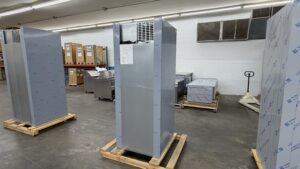 6645 Traulsen Refrigerator RHT132WUT HHS 7 6645 Traulsen RHT132WUT-HHS Refrigerator 6645 Traulsen Refrigerator RHT132WUT-HHS (7)