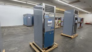 6645 Traulsen Refrigerator RHT132WUT HHS 8 6645 Traulsen RHT132WUT-HHS Refrigerator 6645 Traulsen Refrigerator RHT132WUT-HHS (8)