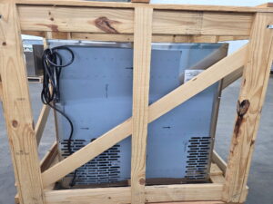 6660 Traulsen UHT32 D SB refrigerator 3 6660 UHT32-D-SB Undercounter Refrigerator 6660 Traulsen UHT32-D-SB refrigerator (3)