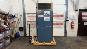 6732 RRI132LUT-FHS Traulsen roll in keg cooler (2)