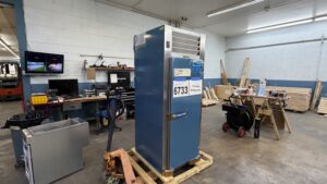 6733 Traulsen RHT132WPUT-FHS cooler (6)