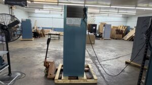 6734 Traulsen RHT132DUT-FHS cooler (8)