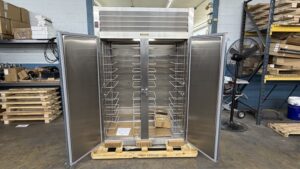 6755 Traulsen RHT232NPUT-FHS cooler (6)
