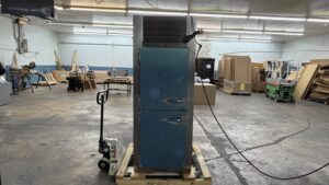 6759 Traulsen RHT132WPUT HHS cooler 3 6759 Traulsen RHT132WPUT-HHS Refrigerator 6759 Traulsen RHT132WPUT-HHS cooler (3)