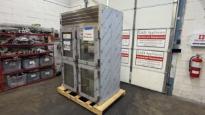 6737 Traulsen G26007P cooler 4 6737 Traulsen G26007P Refrigerator 6737 Traulsen G26007P cooler (4)