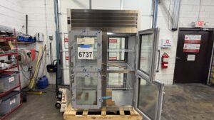 6737 Traulsen G26007P cooler 6 6737 Traulsen G26007P Refrigerator 6737 Traulsen G26007P cooler (6)