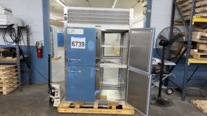 6739 Traulsen G26007P pass through cooler 2 6739 Traulsen G26007P Refrigerator 6739 Traulsen G26007P pass through cooler (2)
