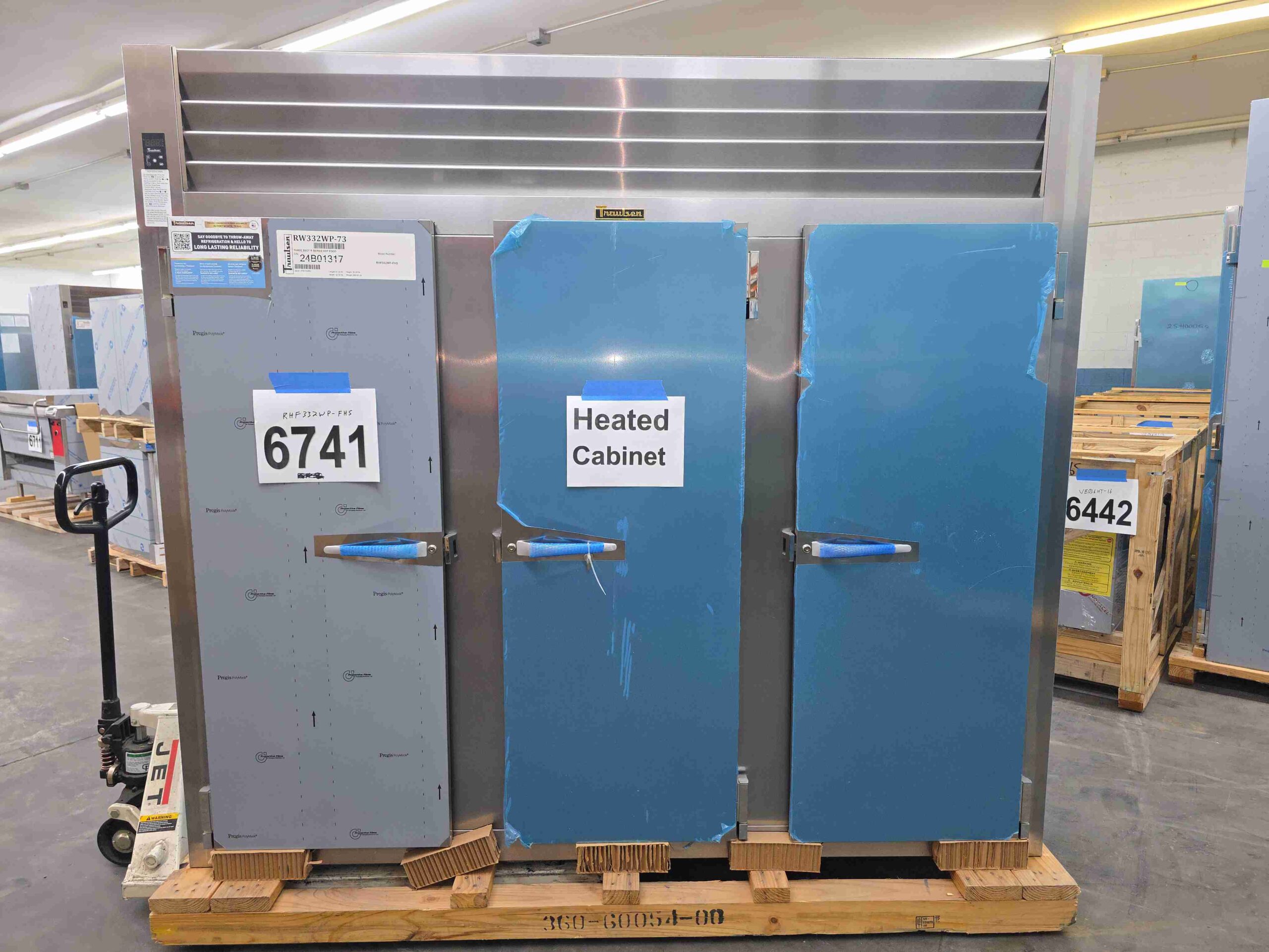 6741 Traulsen RFH332WP-FHS warming cabinet (8)