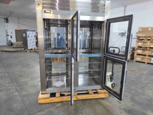 6744 Traulsen RHF232WP-HHG warming cabinet (2)