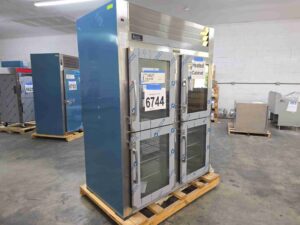 6744 Traulsen RHF232WP-HHG warming cabinet (4)
