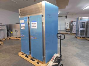 6752 Traulsen RHF232WP-FHG warming cabinet (4)