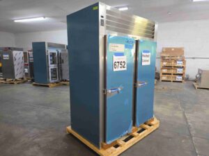 6752 Traulsen RHF232WP-FHG warming cabinet (5)