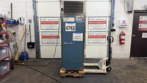 6762 Traulsen RHT132NPUT FHS cooler 5 6762 Traulsen RHT132NPUT-FHS Refrigerator 6762 Traulsen RHT132NPUT-FHS cooler (5)