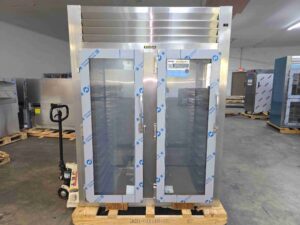 6765 Traulsen RHF232WP-FHG warmer (8)