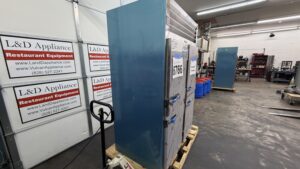 6766 Traulsen RLT232DUT HHS Freezer 3 6766 Traulsen RLT232DUT-HHS Freezer 6766 Traulsen RLT232DUT-HHS Freezer (3)